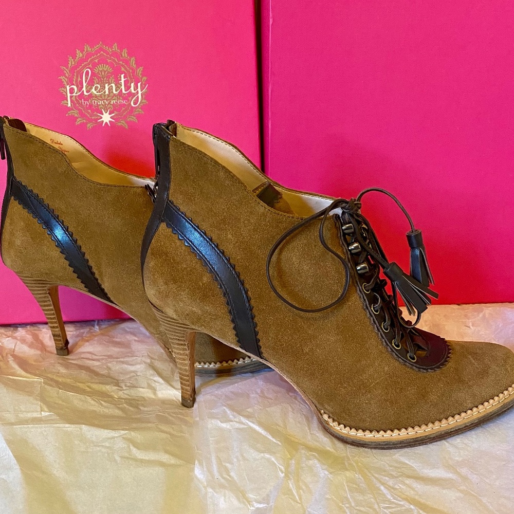 Booties with vintage Beyoncé style!